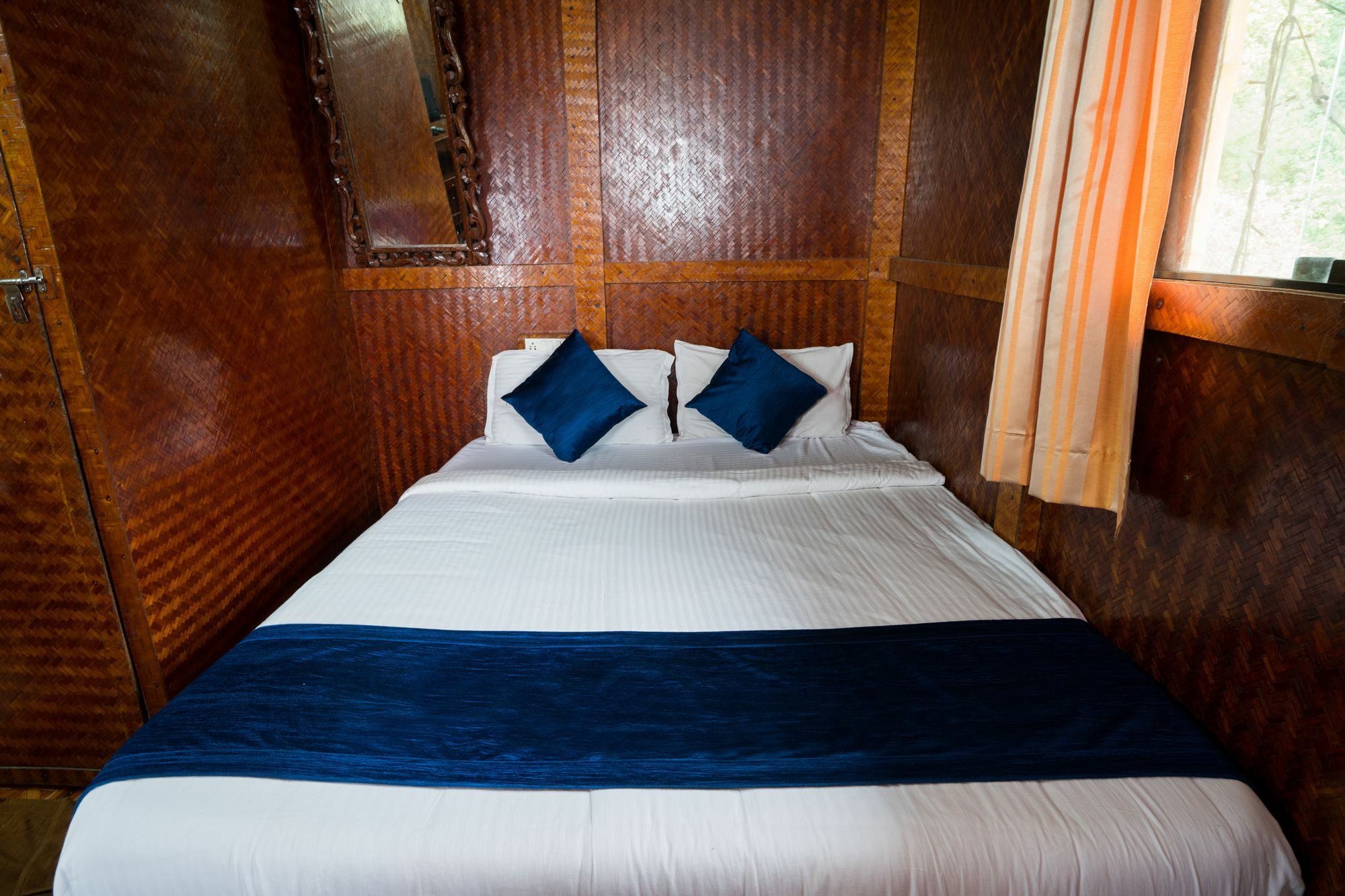 Oyo 10262 Hotel Munnar Rock מראה חיצוני תמונה